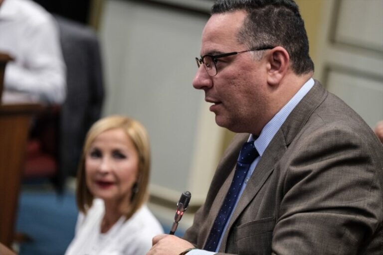 Australia Navarro, Poli Suárez y Eduardo Hernández, negociadores del PP para cerrar el pacto en Canarias con CC