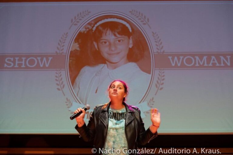 Omayra Cazorla brinda una noche de risas y humor con ‘Show-woman’
