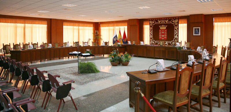 Fecha y hora de constitución del Cabildo de Lanzarote. En la imagen Salón de Plenos Cabildo de Lanzarote