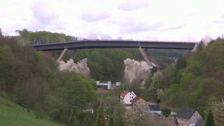 150 kilos de dinamita para reducir a escombros el puente Rahmede, en Alemania