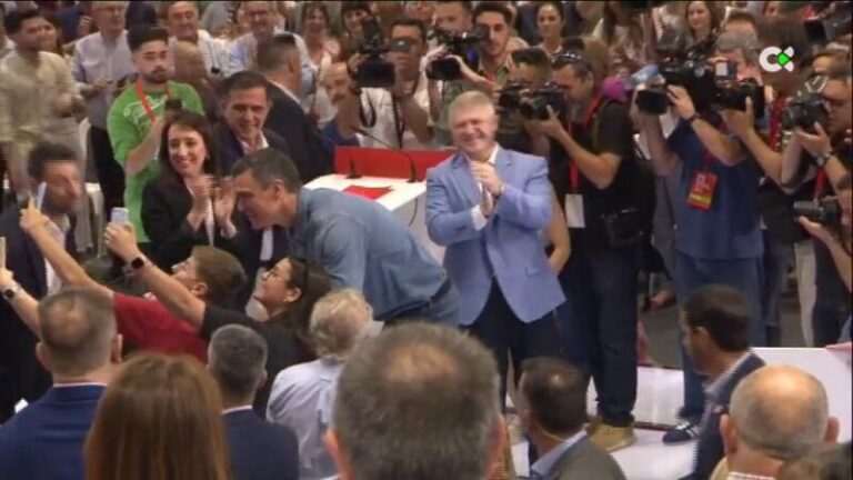 Los avales para jóvenes y familias provocan rechazo entre los socios y la oposición