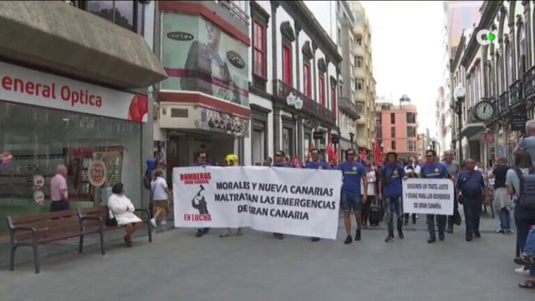 Los bomberos exigen al Cabildo de Gran Canaria un aumento de personal