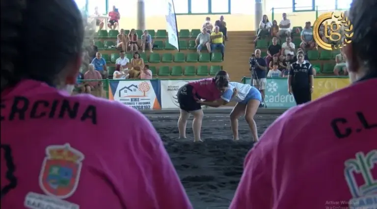 Las luchadoras del CL Santa Rita se coronan como Campeonas de la Liga Disa Gobierno de Canarias