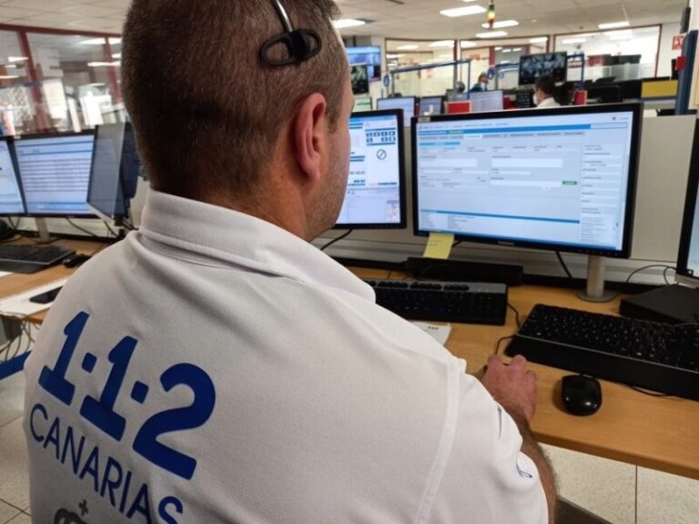 Herido grave tras precipitarse desde varios metros de altura en la costa de Los Abrigos