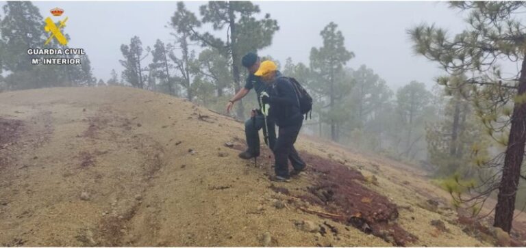 Localizan a un senderista desaparecido en el Teide