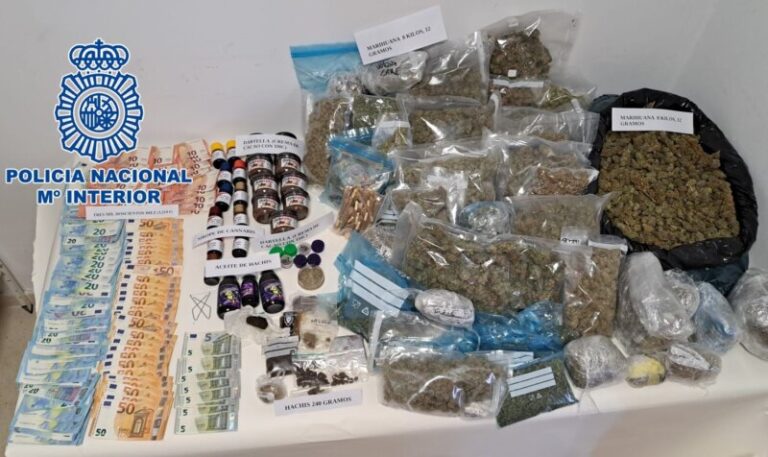 Dos detenidos por vender droga a turistas en un club cannábico de Los Cristianos