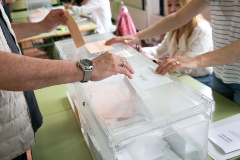 Más de una veintena de candidaturas optan a las elecciones generales en Canarias