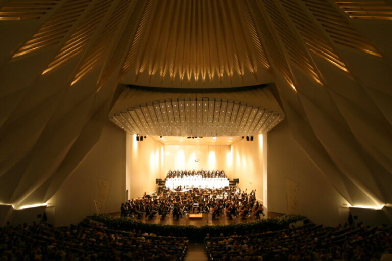 Nueva temporada de la Orquesta Sinfónica de Tenerife con dos estrenos absolutos