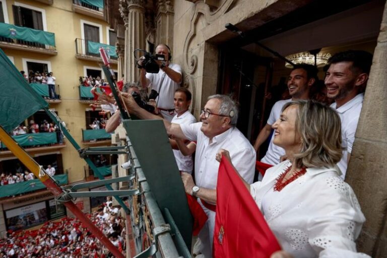 Arrancan los Sanfermines con Osasuna como protagonista del chupinazo