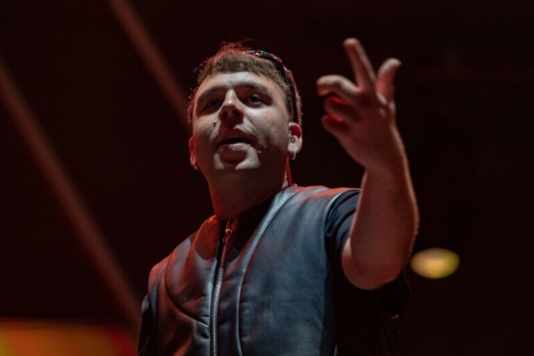 Quevedo elige Tenerife como destino para cerrar su gira en España