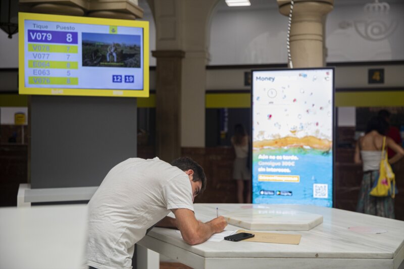 Se amplía el plazo para votar por correos hasta este viernes a las 14 horas