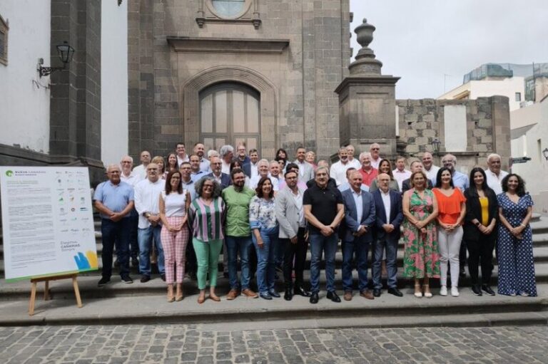 Una veintena de organizaciones sellan su apoyo a la candidatura de NC-BC