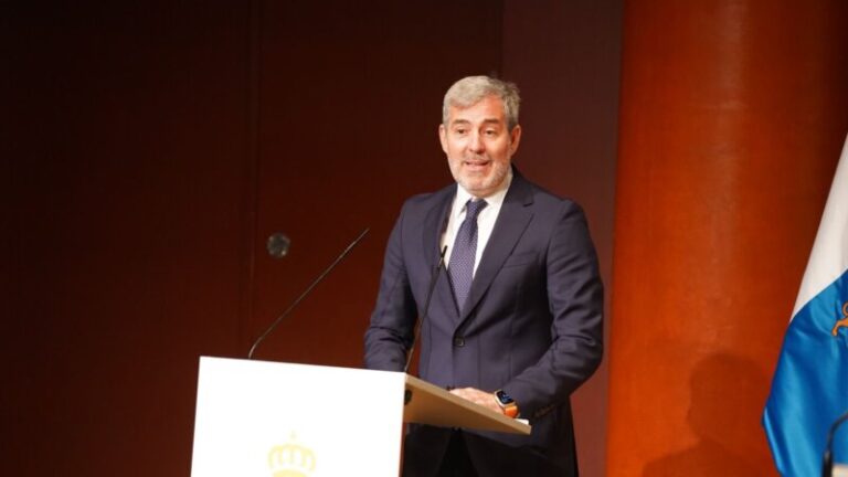 Fernando Clavijo toma posesión como presidente de Canarias