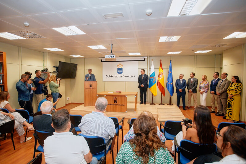 Seis altos cargos de Educación han tomado posesión este jueves