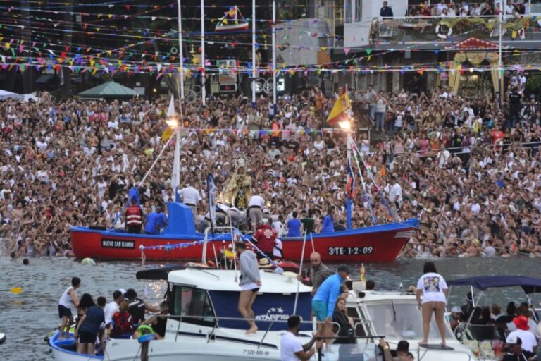 Televisión Canaria ofrecerá en directo el embarque y la procesión marítima de la Virgen del Carmen y San Telmo en Puerto de la Cruz