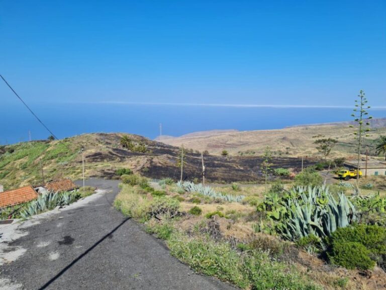 Controlado el incendio declarado en La Dehesa, La Gomera