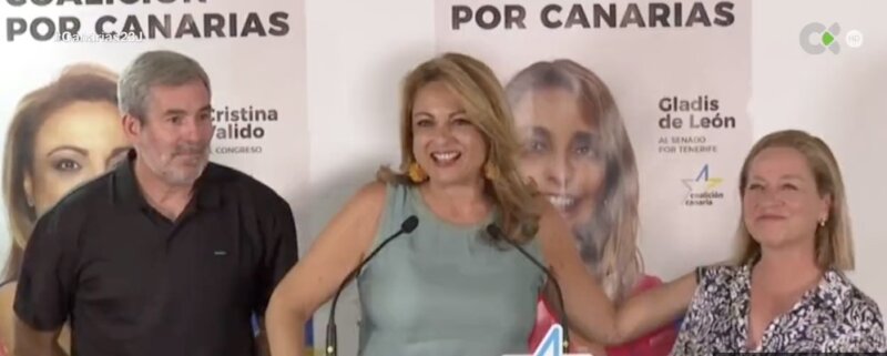 El presidente de Canarias, Fernando Clavijo y la candidata de CC al Congreso por la provincia de Santa Cruz de Tenerife, Cristina Valido, y la vicepresidenta del Parlamento de Canarias, Ana Oramas.