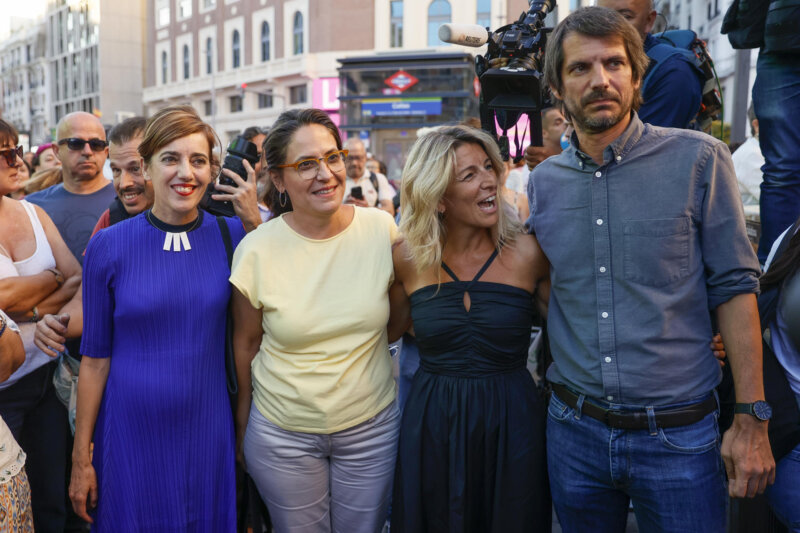 Cientos de personas se concentraron en Madrid para apoyar a las jugadoras de la selección femenina