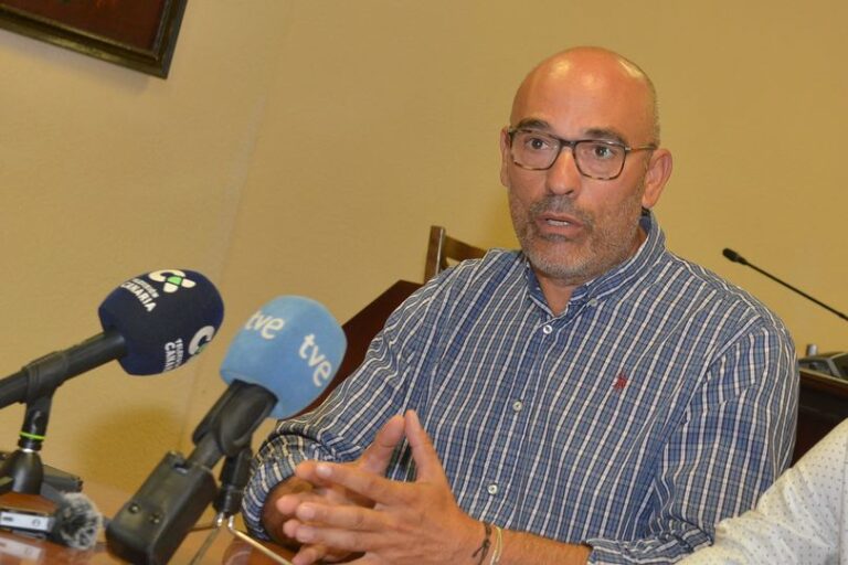 Actos vandálicos en centros culturales y deportivos de El Hierro