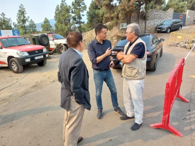 El incendio de Tenerife ha afectado a 5.000 hectáreas