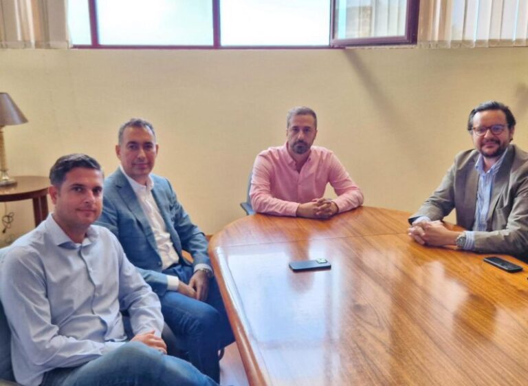 Telde muestra su apoyo a Dreamland Studios