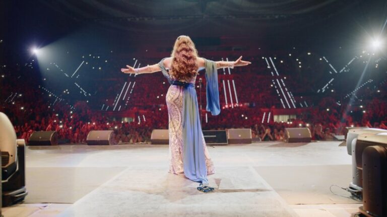 Unas 6.000 personas asisten al concierto de Isabel Pantoja en Las Palmas de Gran Canaria