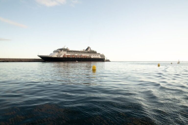 La Gomera contará con más de 90 escalas durante la nueva temporada de cruceros