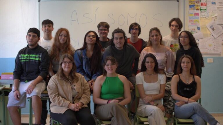 ASÍ SOMOS: Adicciones