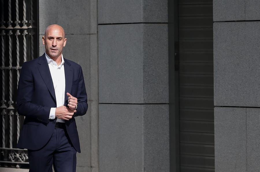 Investigan a Rubiales por los contratos irregulares de la RFEF