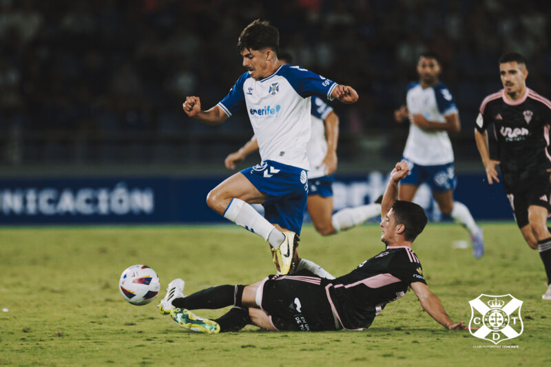 Teto, jugador del CD Tenerife 