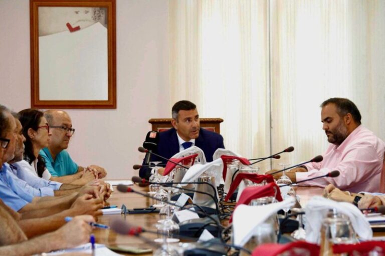 Lanzarote destina casi un millón de euros para restaurar los conos volcánicos del Parque Natural de Los Volcanes