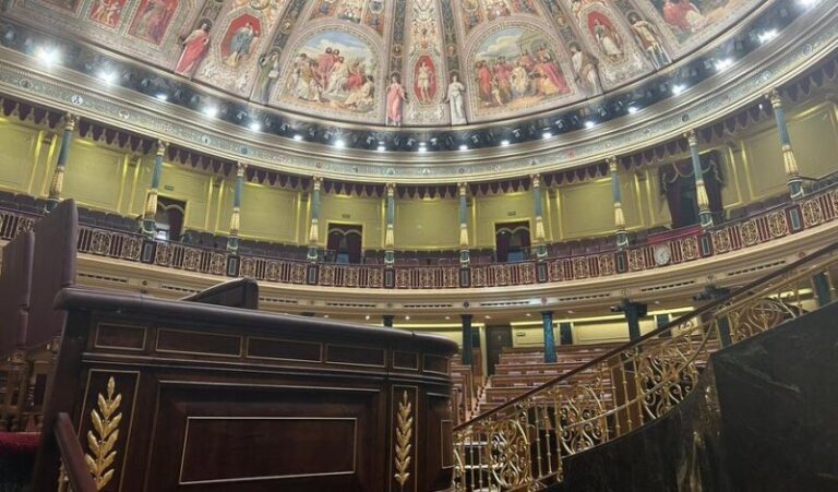 A las puertas del debate de investidura, el Gobierno recuerda que la cifra importante son 176 escaños 