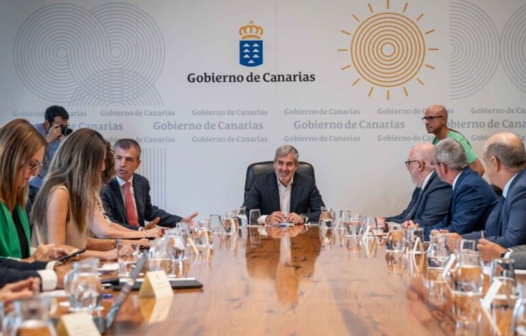 Canarias aspira a un Presupuesto 2024 superior al de 2023, con reducción de fiscalidad y manteniendo servicios básicos