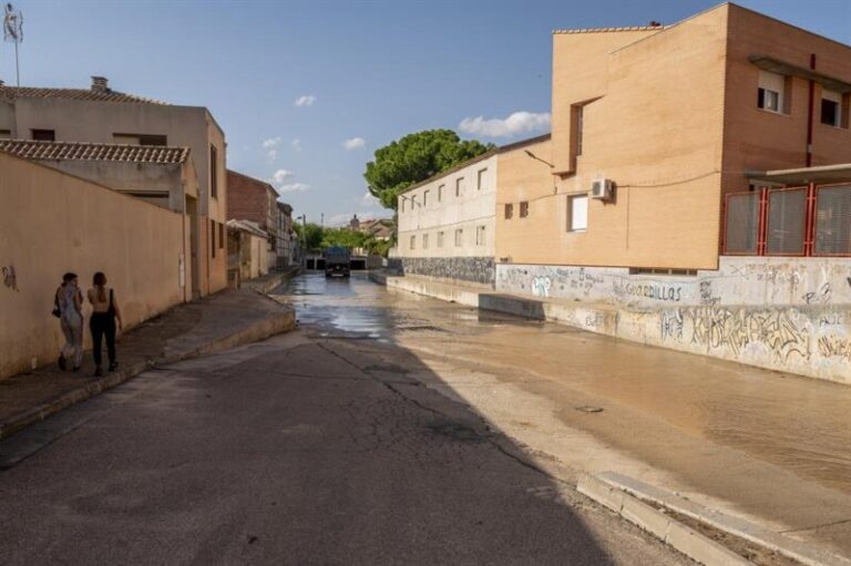 Continúa la búsqueda de tres desaparecidos tras el paso de la DANA