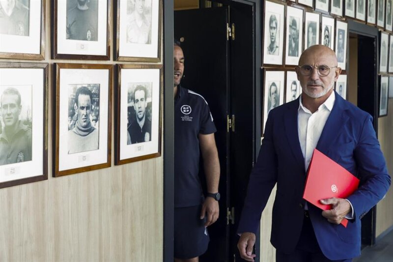 Luis de la Fuente pide "perdón" por los aplausos a Rubiales