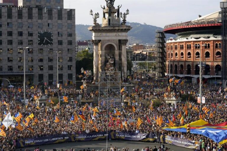 El independentismo reivindica la amnistía en una Diada con una participación en declive