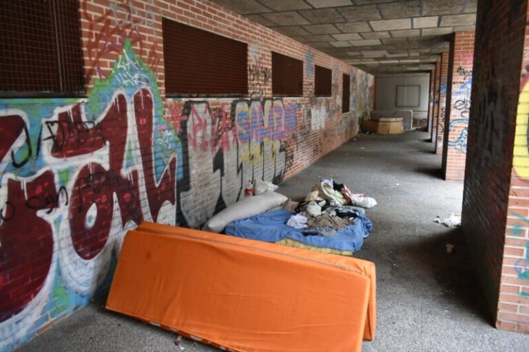 Aumenta un 22 % en dos años las personas sin hogar alojadas en centros