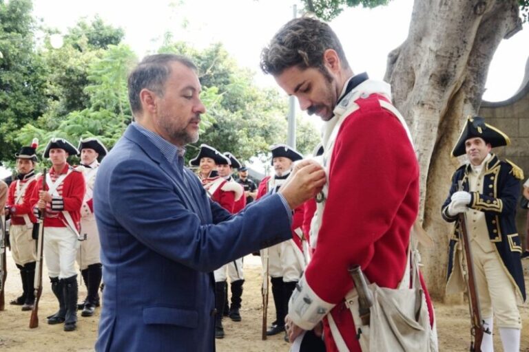 Santa Cruz de Tenerife recrea la victoria del general Gutiérrez