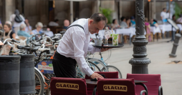 Último intento de mediación antes de la huelga de la hostelería en Semana Santa