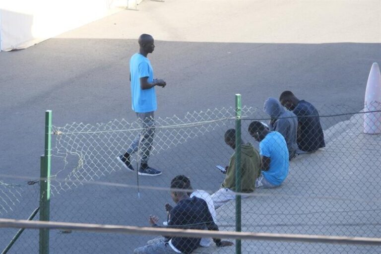 Canarias pedirá una reunión sobre Migración a la Comisión Europea