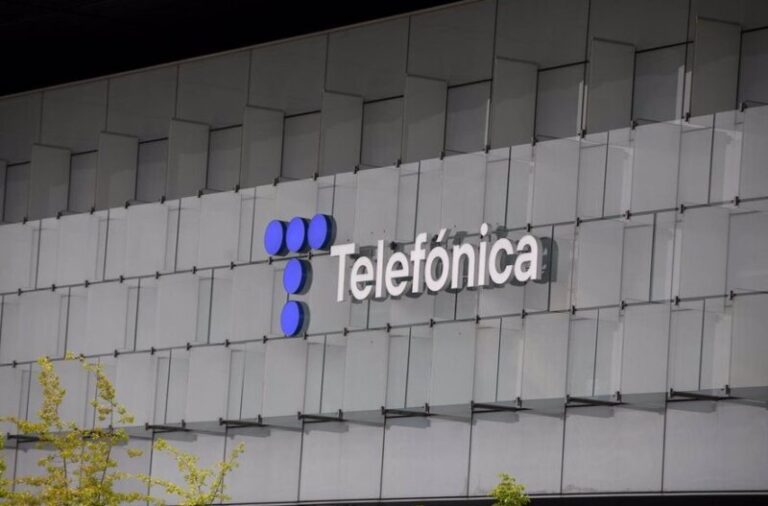 El Gobierno velará por la autonomía estratégica de España tras la compra de acciones de Telefónica por un grupo saudí