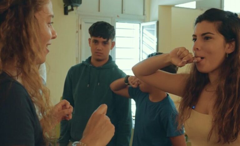 El silbo gomero cierra la temporada de ‘Con el timple a cuestas’