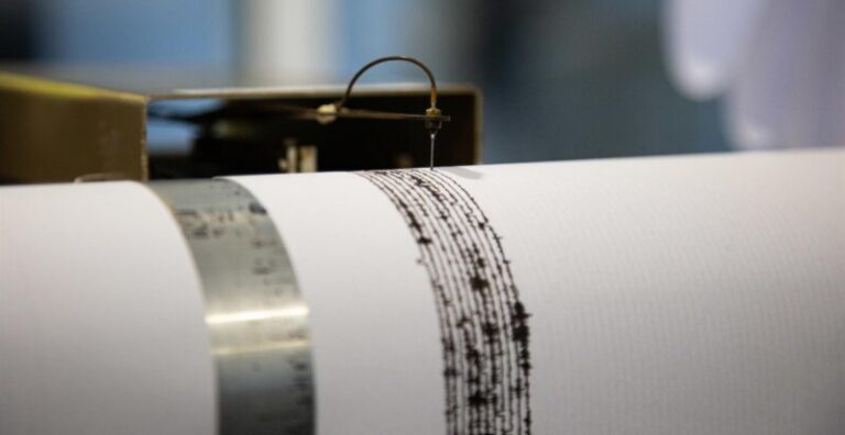 El IGN registra en una hora un enjambre de 11 terremotos entre Tenerife y Gran Canaria