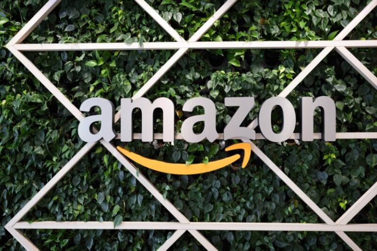 Amazon autoriza el despido de los empleados que se nieguen a ir a la oficina al menos tres veces por semana