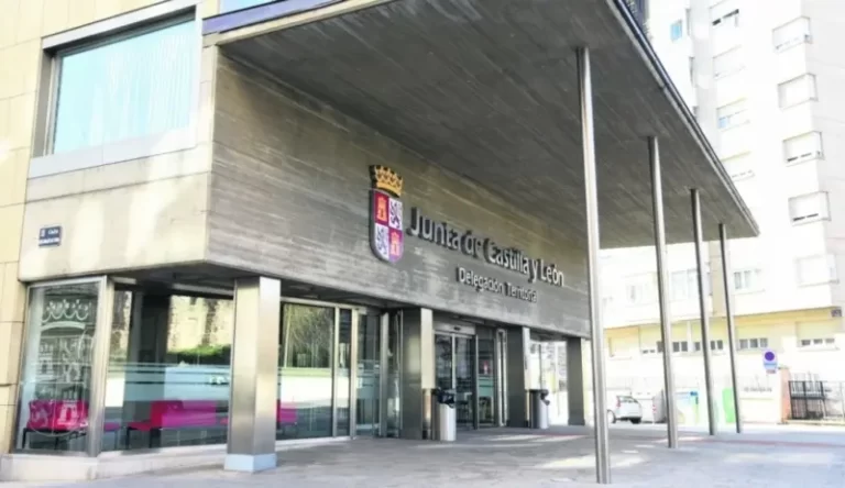 Castilla y León pide que se convoque a las CCAA ante la llegada de migrantes