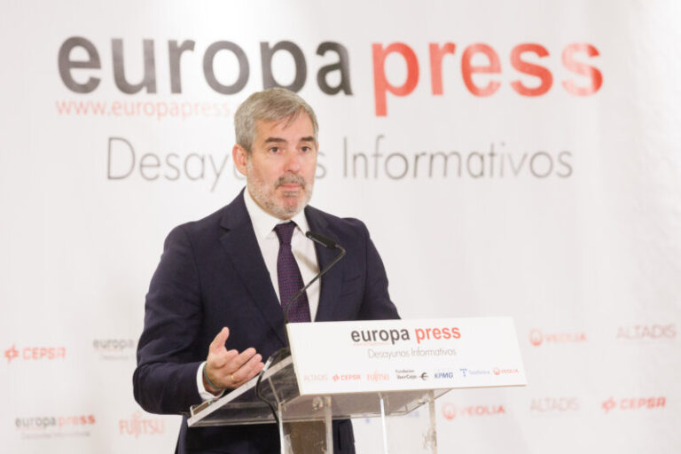 El presidente de Canarias resalta el crecimiento del empleo privado en Canarias