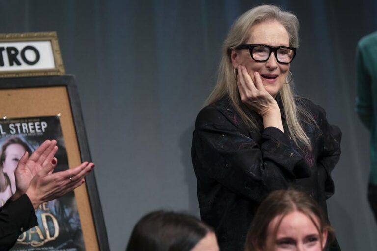 Meryl Streep, emocionada ante la representación de escenas del teatro español