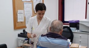 El Sindicato propone esta medida para reducir el colapso de los hospitales en periodos de especial incidencia de la gripe o las olas de calor