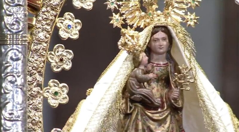 Misa solemne en honor a la Virgen de Guadalupe.