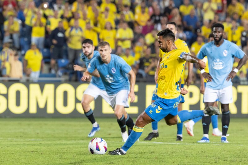 El que podría ser el último gol de Jonathan Viera con la camiseta de la UD Las Palmas si se confirma su marcha